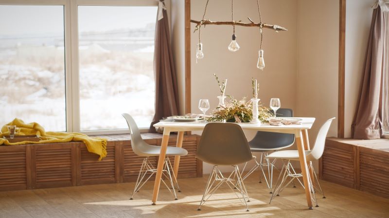 What to Look for When Buying the Best Dining Set for Your Home