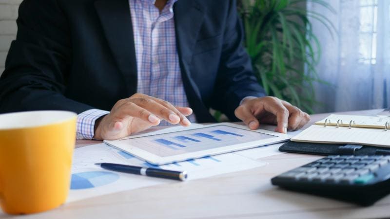 What to Look for in a Great Financial Advisor 4 Key Traits